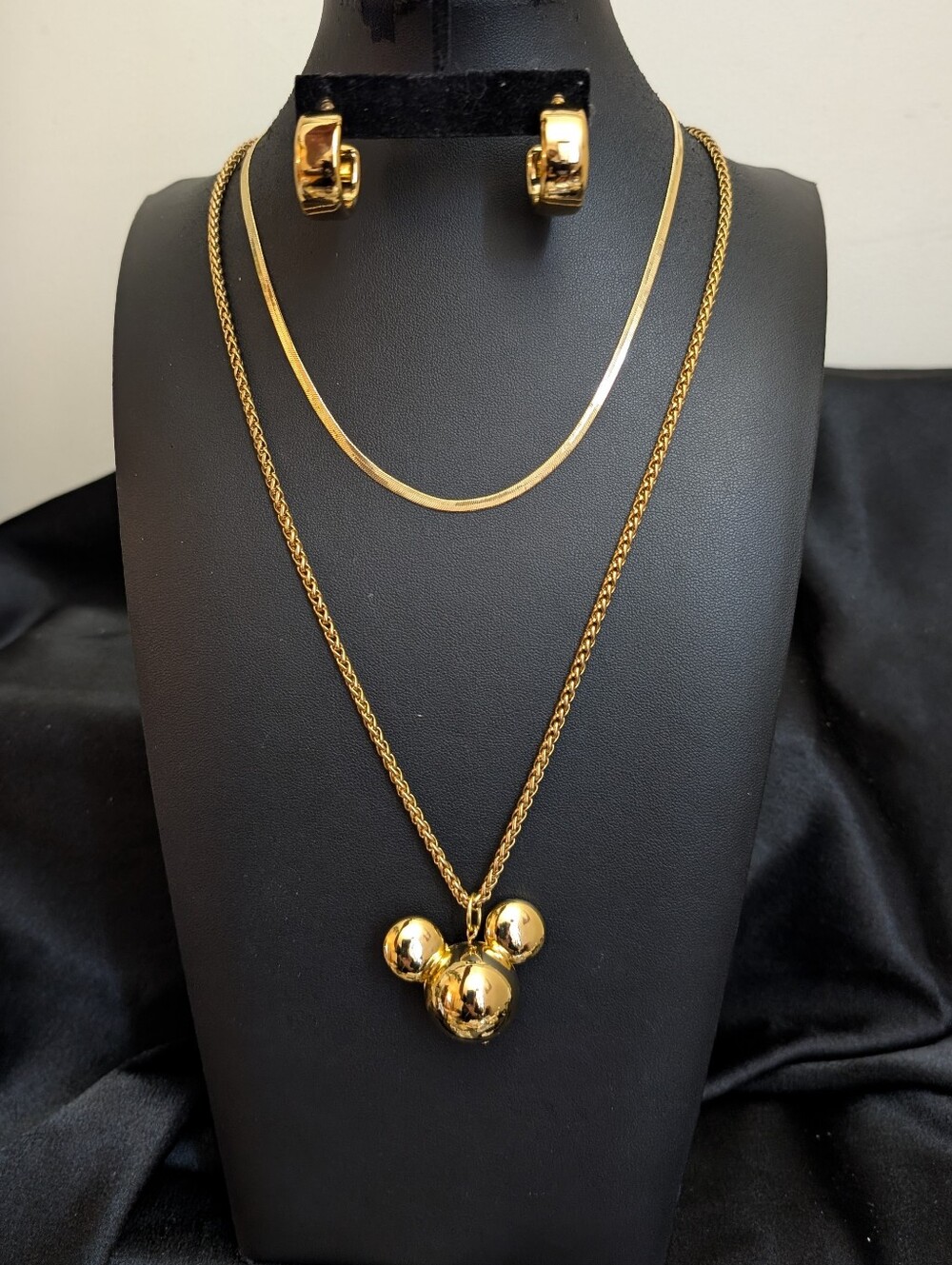 Signed Disney Gold-Tone Mickey Pendant  Necklace Set